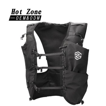 Hidratációs hátizsák — ultrakönnyű, lélegző poliészter kivitel, hidratációs rendszer, ergonómikus hátsó panel.