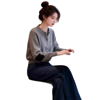 Ženski dvodijelni set: pleteni top i traperice, zima 2025, poliester materijal, japansko-korejski casual stil