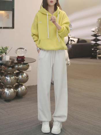 Ženski dvodijelni set: sweatshirt top i široke hlače, zimska 2025, pamuk tkanina (30–50% sadržaj), detalj splicing