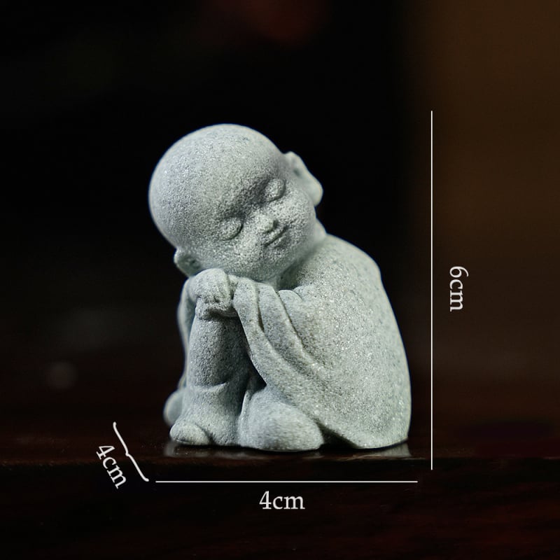 Фигура на монах-ученик от пясъчник – нов китайски стил, полу-ръчна и полу-механична изработка