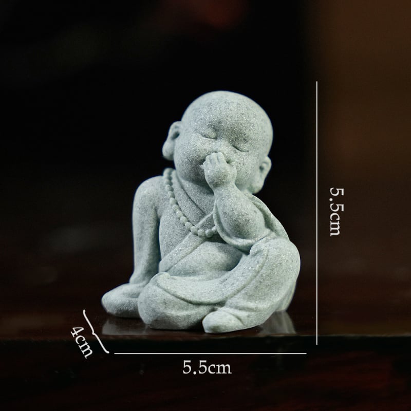 Фигура на монах-ученик от пясъчник – нов китайски стил, полу-ръчна и полу-механична изработка