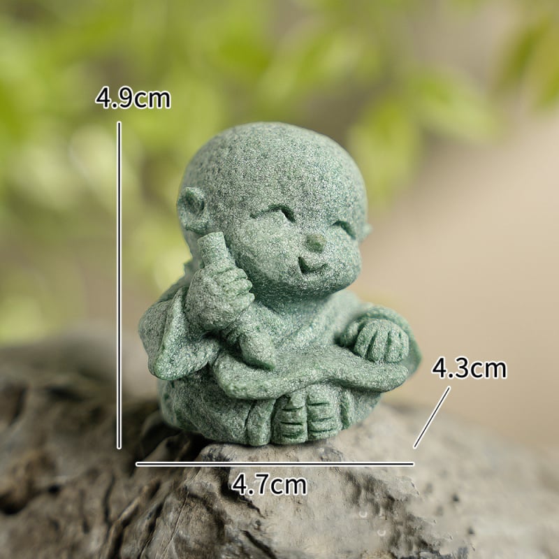 Фигура на монах-ученик от пясъчник – нов китайски стил, полу-ръчна и полу-механична изработка