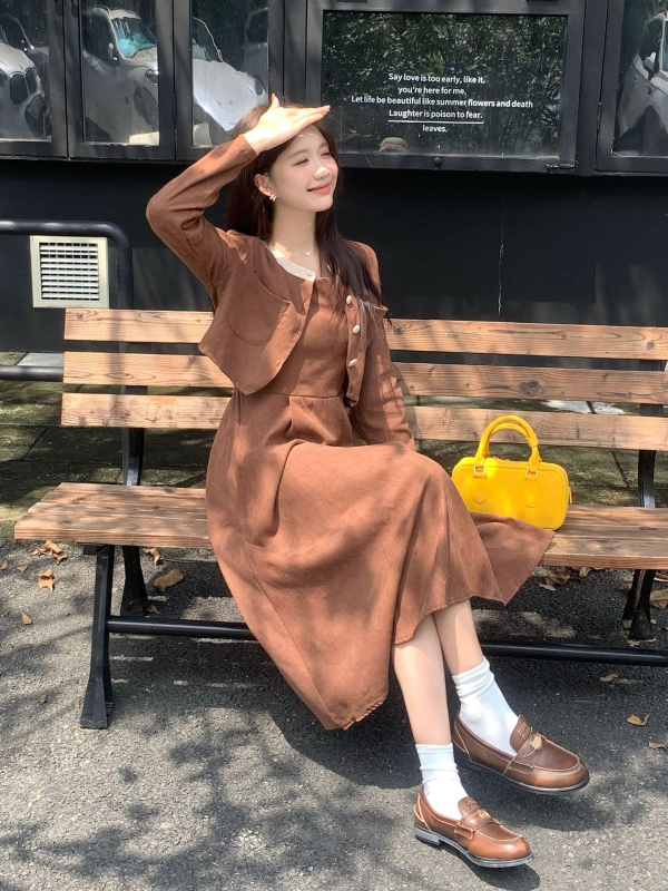 Ženska jesenska haljina s dugim rukavima, plus veličina, corduroy, visoka kvaliteta, elegantna i vitka silueta, svestrana casual chic haljina