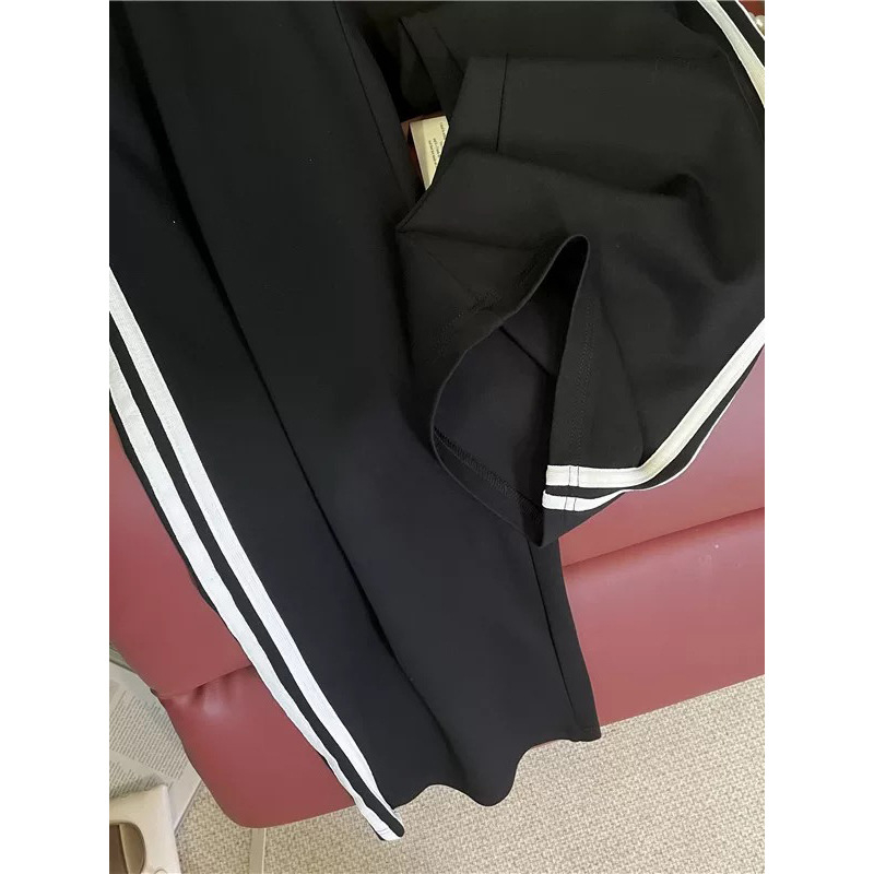 Dvije djelomi casual set za žene: cardigan-sweatshirt s natpisom i hlače visokog struka s širokim krojem, pamuk-mješavina, jesen 2025