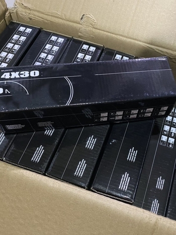 Monokularni teleskop 4x30EG za pribor za slingshot, crveno-zeleno dvostruko osvjetljenje, metalna konstrukcija