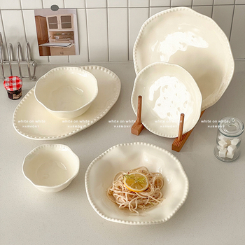 Porcelanski set posuđa za stol s dubokim tanjurima, nepravilnog oblika, pogodan za mikrovalnu, korejski stil