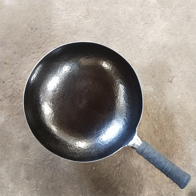 Ručni kovani željezni wok, tradicionalno kovano, bez premaza, površina s ribljim ljuskicama otporna na lijepljenje, uz spatulu, okrugli tiganj od finog željeza
