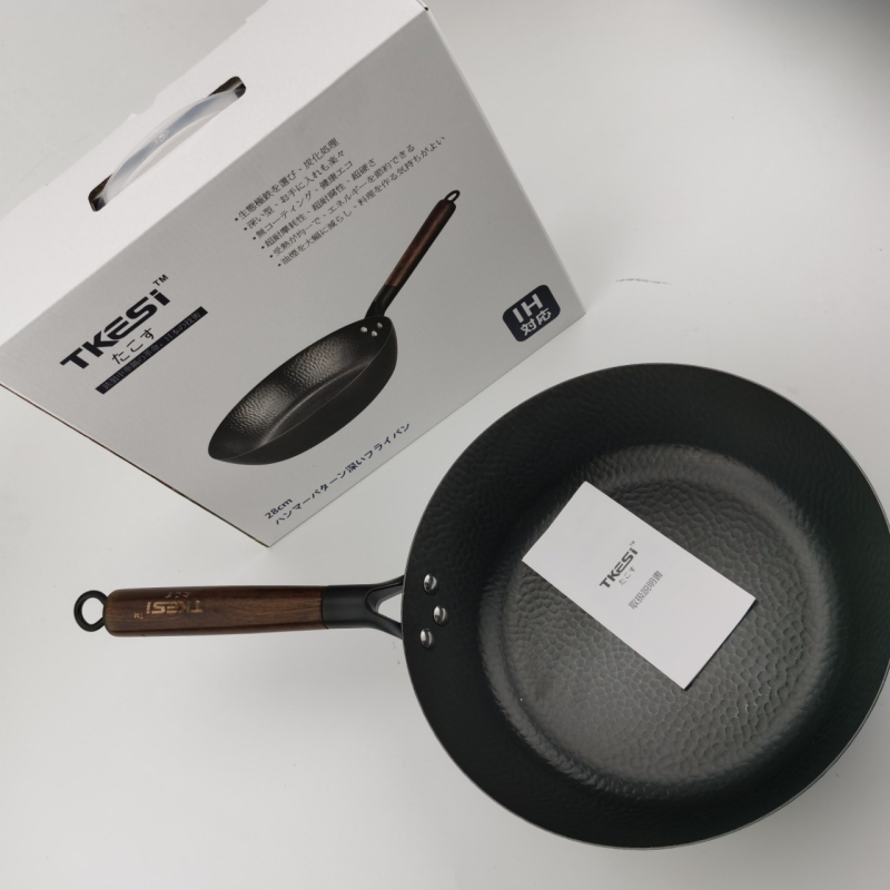 Wok od finog željeza – moderan minimalistički dizajn, bez premaza, dubina 7,6 cm, težina 1,5 kg