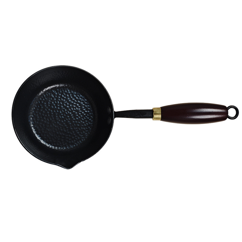 Mini tava od kovanog željeza za vruće ulje i jaja, model Zq-ydpyg, višeslojno dno, kompatibilna s plinskim štednjakom