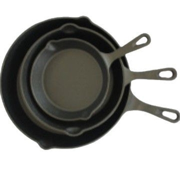 Set od 3 tava od lijevanog željeza, s plosnim dnom, bez premaza, neprijanjajući, model 70-72B