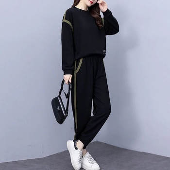 Costum casual din două piese pentru femei — mâneci lungi, pantaloni trei sferturi, imprimare și vopsire, țesătură PVC, primăvara 2025