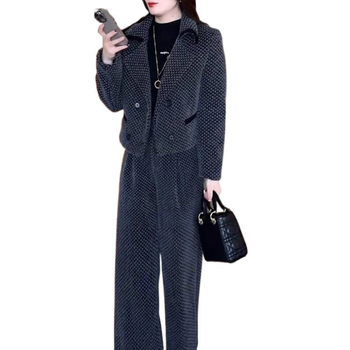 Női két darabos kosztüm szett – hosszú ujjú felső és kényelmes nadrág, nyomtatás és festés, tavasz 2025