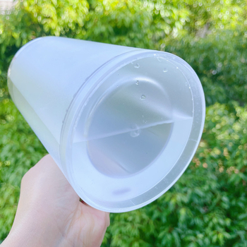 Dvostruko izolirana plastična čaša sa slamkom — prenosna, 0–6 sati izolacije, mogućnost tiskanja logotipa