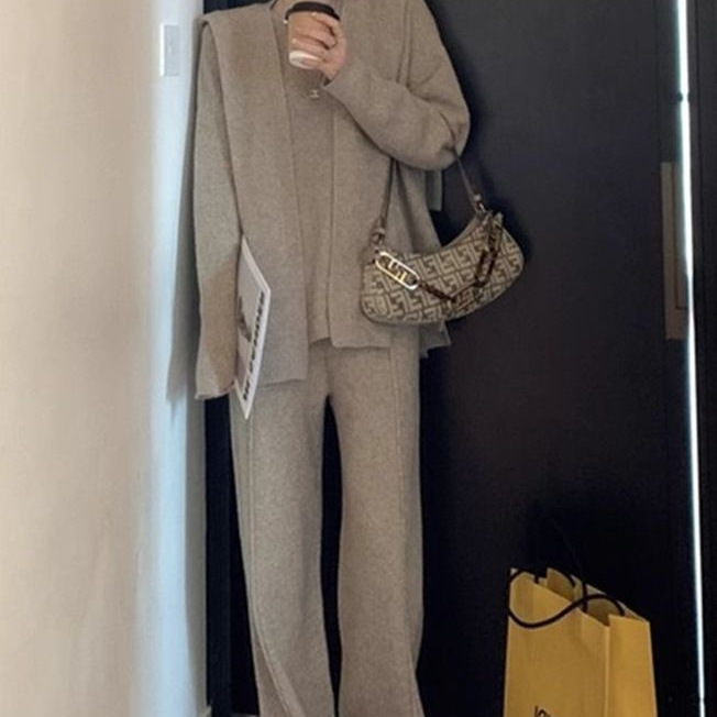 Ženski modni set u stilu Chanel za jesen/zimu, elegantan izgled društvene dame inspiriran korejskim dramom, trodijelni komplet sa širokim hlačama