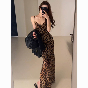 Korejski stil ranog jesenja: dvodijelni set odijela s leopardim uzorkom za žene