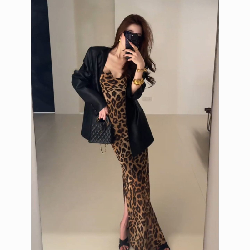 Korejski stil ranog jesenja: dvodijelni set odijela s leopardim uzorkom za žene