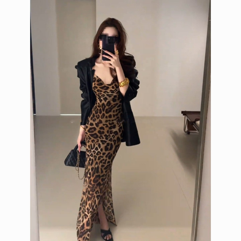 Korejski stil ranog jesenja: dvodijelni set odijela s leopardim uzorkom za žene