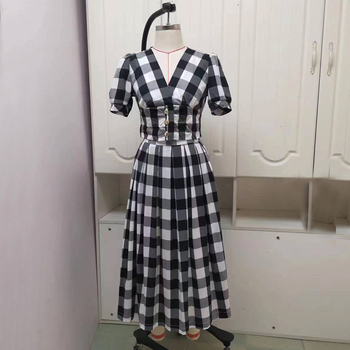 Ženski set: karirani retro top s puff rukavima, V-izrez, midi suknja