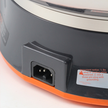 Domáca elektrická parná varná jednotka, objem 2,1–4 l, pre 4–5 osôb, 1 vnútorný tank, ovládanie tlačidlom