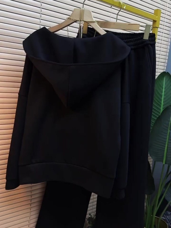 Ženski dvodijelni set: hoodie sa zipom i široke hlače, jesen 2025, elegantan gradski stil
