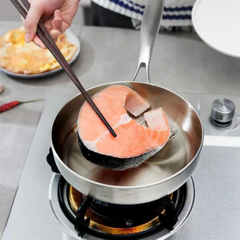 Wok od nehrđajućeg čelika 316, bez premazivanja, 1 kg, dubina 5,5 cm, višeslojno dno, pogodan za sve štednjake