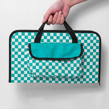 Комплект за барбекю с дървена дръжка и глави от неръждаема стомана — петчастен комплект: дъска за рязане, нож, щипки, вилица и шпатула в нейлонова чанта