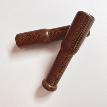 Češnjakova preša od Chicken Wing Wood, moderan minimalistički dizajn
