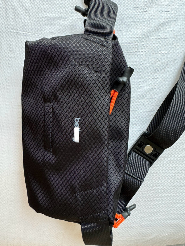 Mini4L sling torba za vožnju biciklom — magnetska crossbody, vodootporni najlon, unisex, kompatibilna s 8-inčnim prijenosnikom, kapacitet ispod 20L