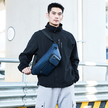Muška crossbody torba s urban minimalističkim dizajnom, filmski materijal, otporna na habanje, jednobojni uzorak, podstava od poliestera