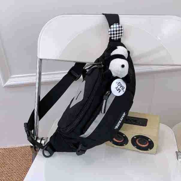 Férfi mellkasi táska – utcai trend, poliészter, lélegző és vízálló, betűs mintázat, 2024 tavasz