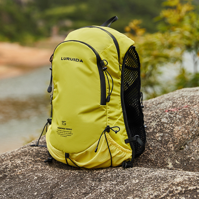 Unisex ruksak za outdoor: vodootporan najlon, zakrivljene naramenice, kompatibilan s 10-inčnim prijenosnikom
