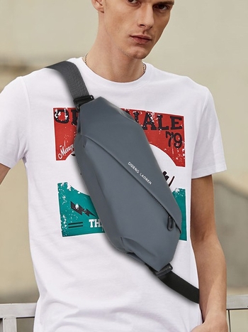 Férfi mellkas táska kültéri használatra, vízálló, ultrakönnyű, lopás elleni védelem, bővíthető kapacitás