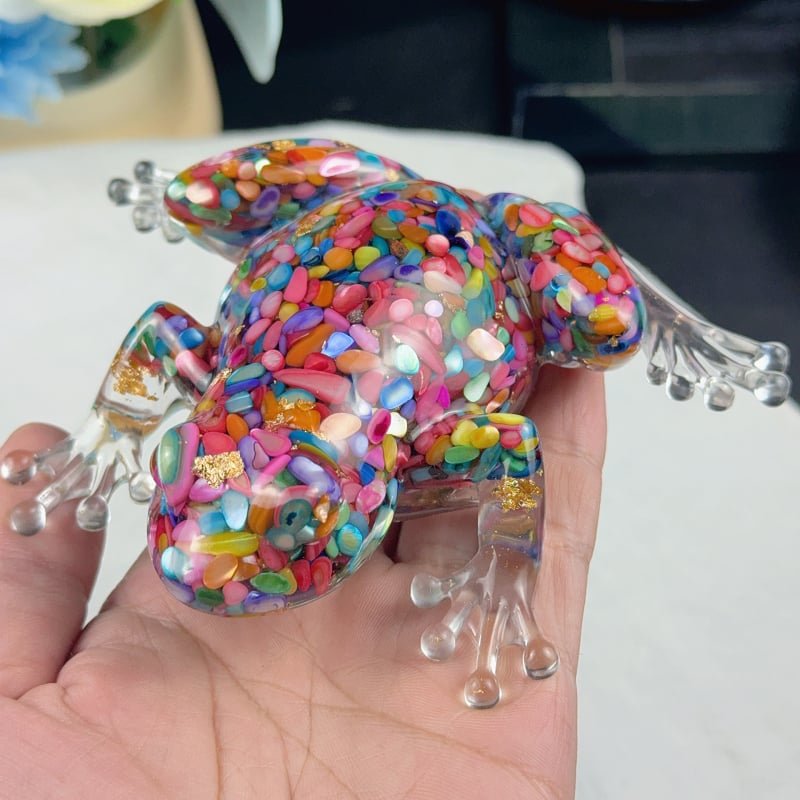 Жаба-резиново украшение (Frog Resin Ornament) – кристална смола, модерен стил, настолен декор и автомобилна украса