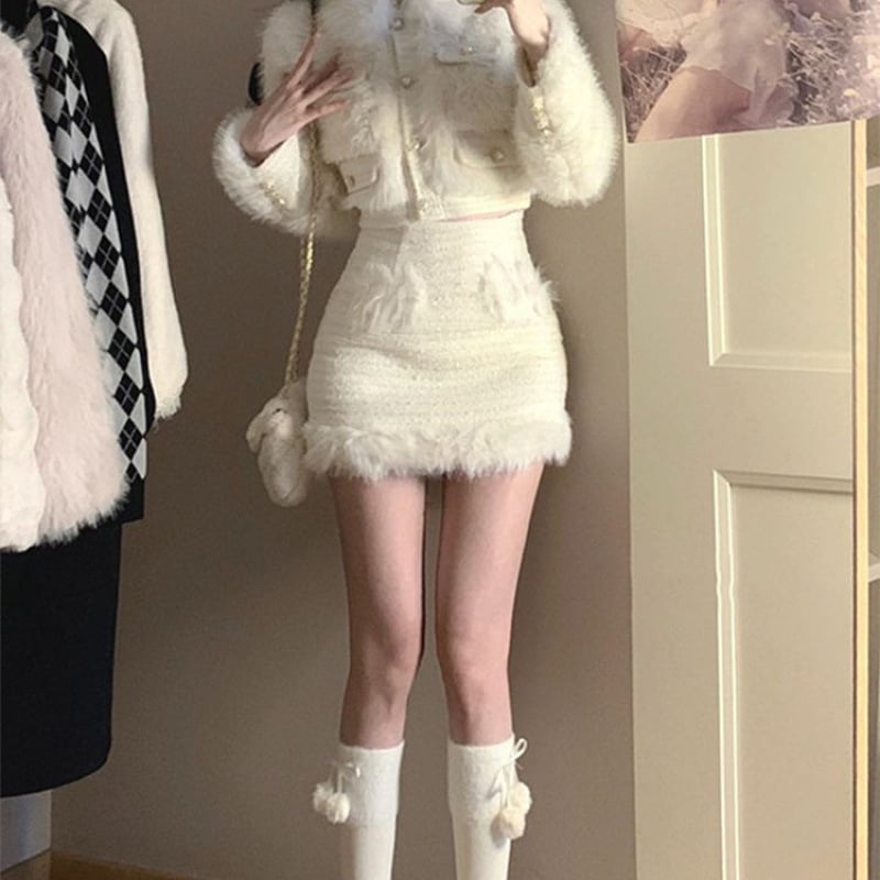 Két részes kosztüm szoknyával francia stílusban, hosszú ujjú, mini szoknya, kasmír anyag, tavasz 2025 kiadás