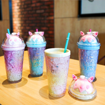 Чаша със сламка с двойнослойна изолация, градиентен дизайн, запазва студено, цилиндрична пластмасова чаша