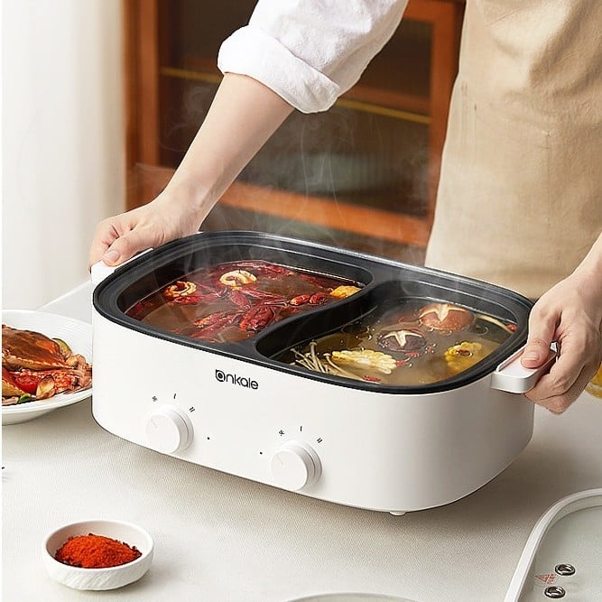 Oală electrică pentru gătit – multifuncțională, vas interior antiaderent (Teﬂon), capacitate 5–6 L, controlul temperaturii și funcția anti-uscare