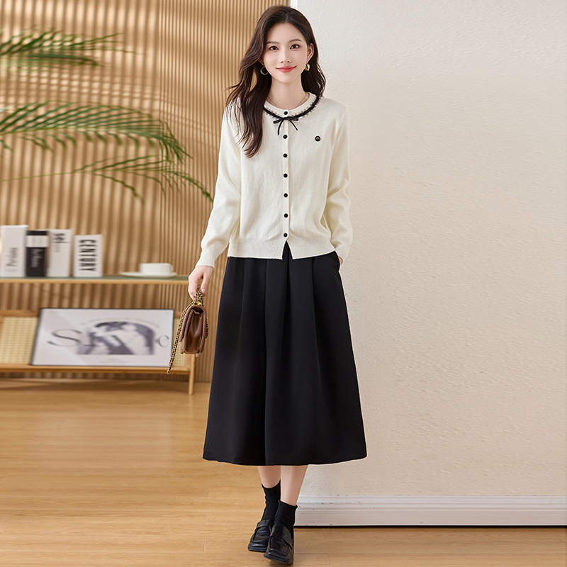 Ženski dvodijelni set: pleteni džemper i suknja – jesen 2025, poliester pletenina, elegantan uredski stil