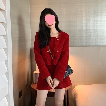 Ženski vuneni kostim s kvadratnim ovratnikom, korejski stil, proljeće 2025, hlače do tri četvrtine