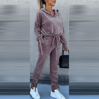 Ženski dvodijelni set od korejskog velura: hoodie s kapuljačom i hlače, jednofarbni uzorak, dugi rukavi, poliester 90–95%, jesen 2025