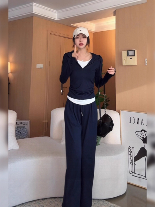 Set top cu glugă și pantaloni din bumbac pentru femei, toamnă 2024, stil casual japonez-coreean, detalii colaj, conținut bumbac 30–50%