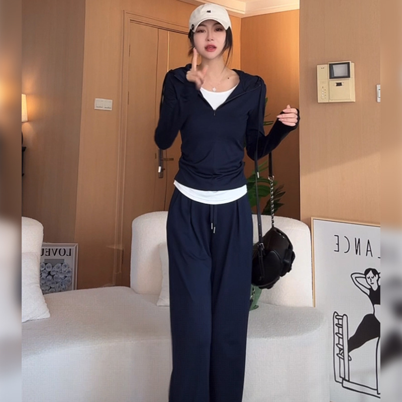 Set top cu glugă și pantaloni din bumbac pentru femei, toamnă 2024, stil casual japonez-coreean, detalii colaj, conținut bumbac 30–50%