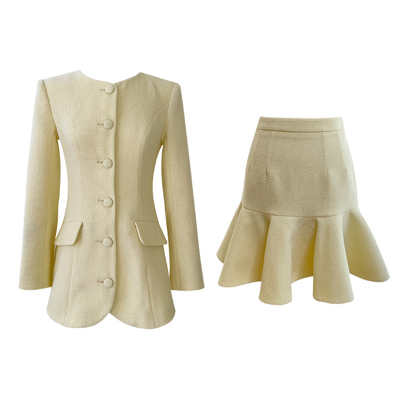 Igilila Costum fustă cu sacou, croială prin colaj, toamnă 2025