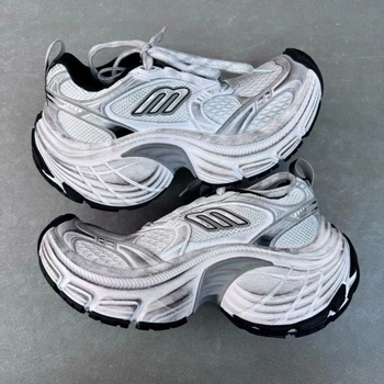 Muške tenisice Dad Shoes s platnenim gornjim dijelom, potplat od tele tetive, klinasti potpetica, vulkanizirana konstrukcija, prozračne i lagane