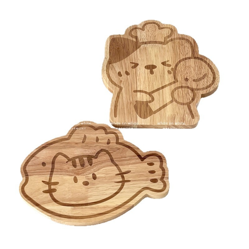 Gyümölcsökhöz készült fa vágódeszka, otthoni konyhában — aranyos rajzolt stílus, antibakteriális és penészmentes, gyermekek számára ételkészítéshez