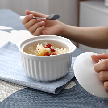 Ovalna keramička posuda za pečenje s prugastim dizajnom, mikrovalna kompatibilna, dvostruke ručke, modern minimalistički stil