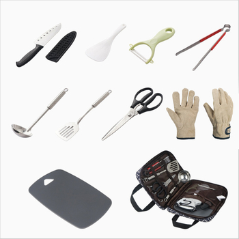 Кампинг комплект кухненски прибори от неръждаема стомана, преносим 1.1 кг, за 3–4 души, съдържа нож, дъска за рязане, лъжица, шпатула, ножици, щипки за барбекю, оризова лъжица, ръкавици, чанта за съхранение