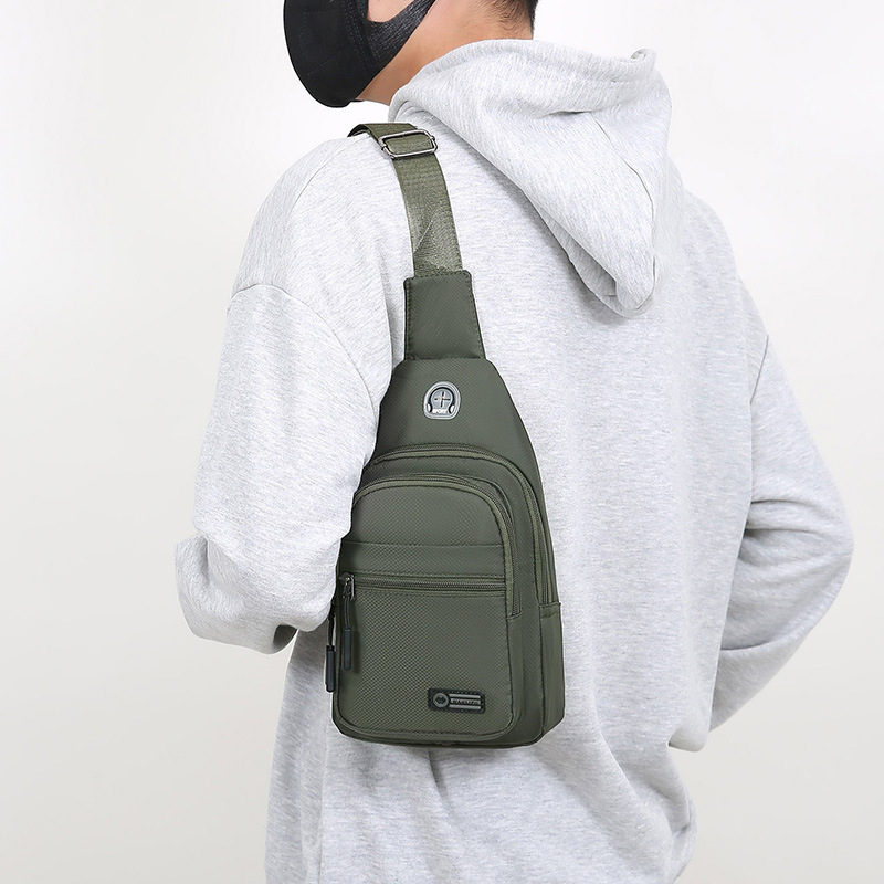 Férfi mellkas-táska keresztpánttal - Oxford anyag, kopásálló, szabadidős utazási stílus, egyszínű mintázat, poliészter bélés