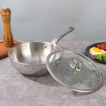 Titánium wok háromrétegű aljzattal, üvegfedővel, kompatibilis gáztűzhely és indukciós főzőfelülettel