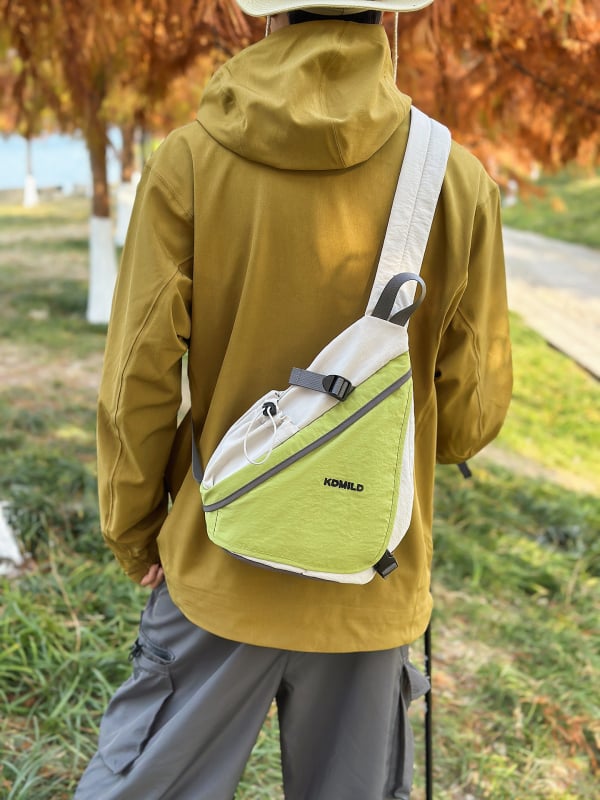 Városi minimalist nylon mellkas táska légpárnás vállpánttal, lélegző, vízálló, ultrakönnyű és bővíthető; poliészter bélés.