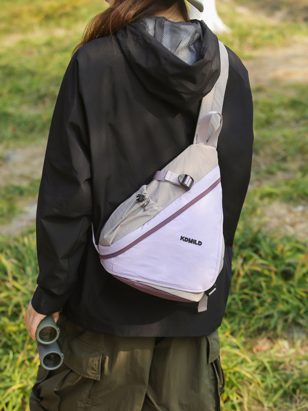 Városi minimalist nylon mellkas táska légpárnás vállpánttal, lélegző, vízálló, ultrakönnyű és bővíthető; poliészter bélés.